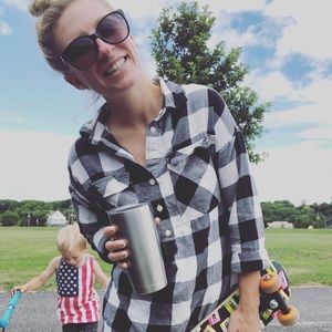 Meet your Posher, Alicia